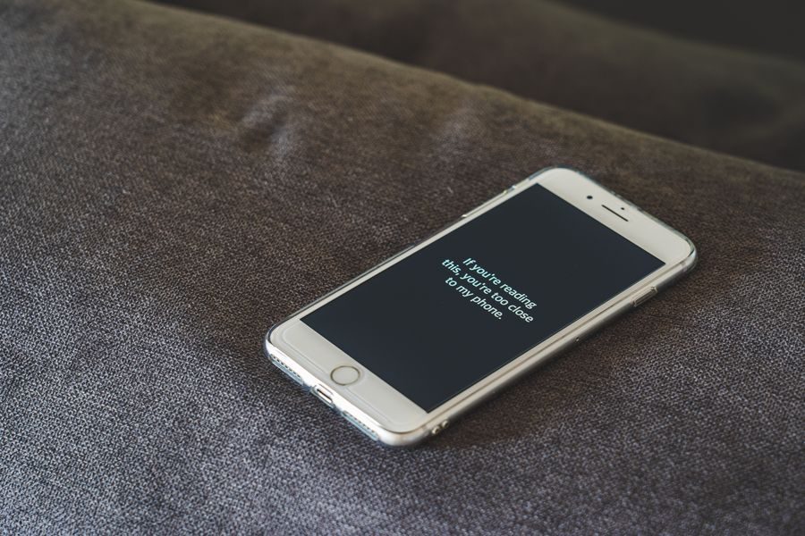 Pantalla de bloqueo de smartphone y privacidad móvil